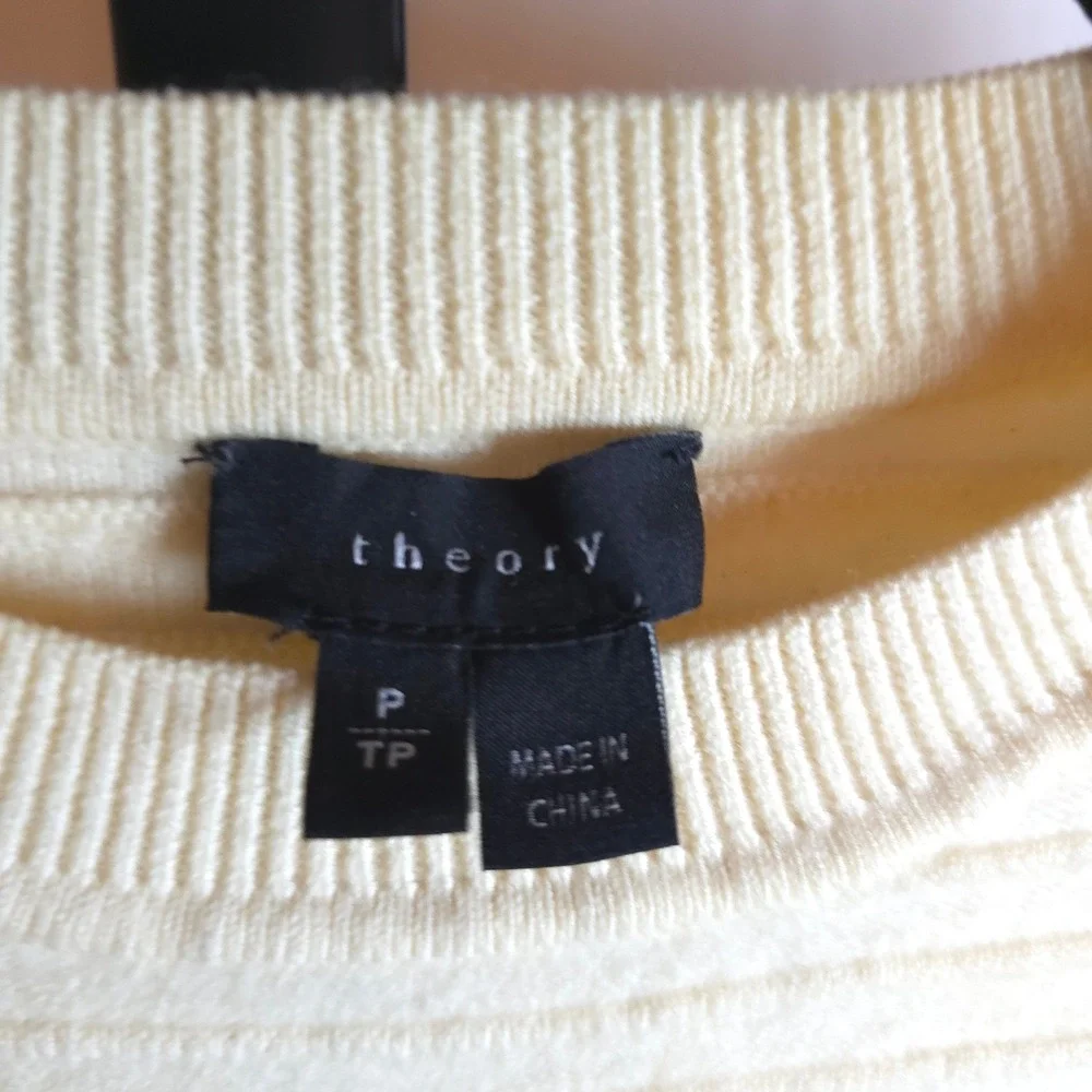 Theory Hannalor Wool Rib Sweater Petite P Cream Quiet Luxury Minimalist‎